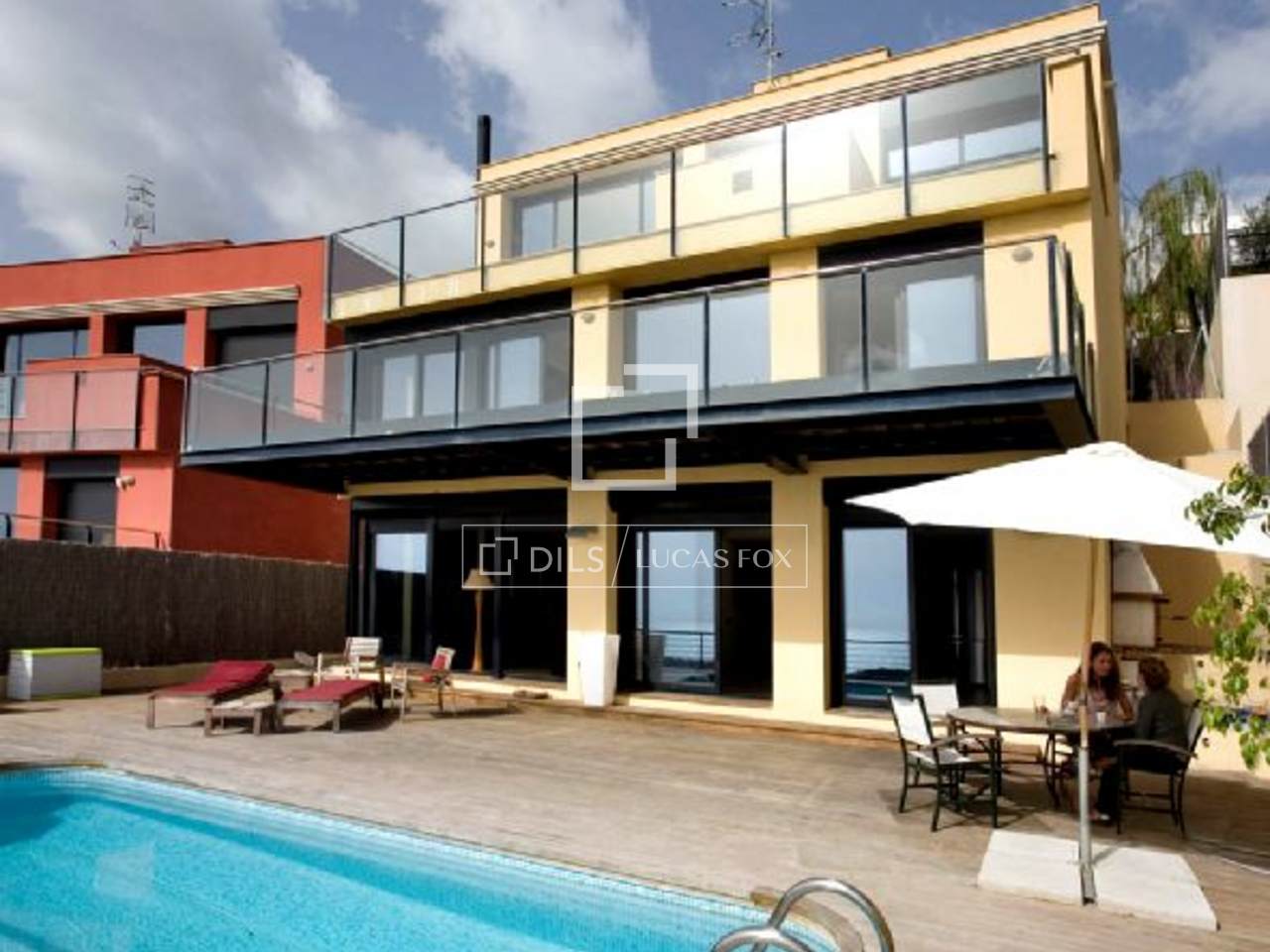 Designer villa for sale in Quintmar Sitges