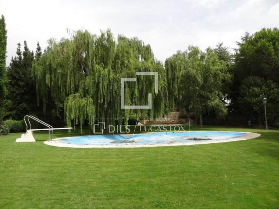 Outstanding mansion to buy in La Moraleja, Madrid