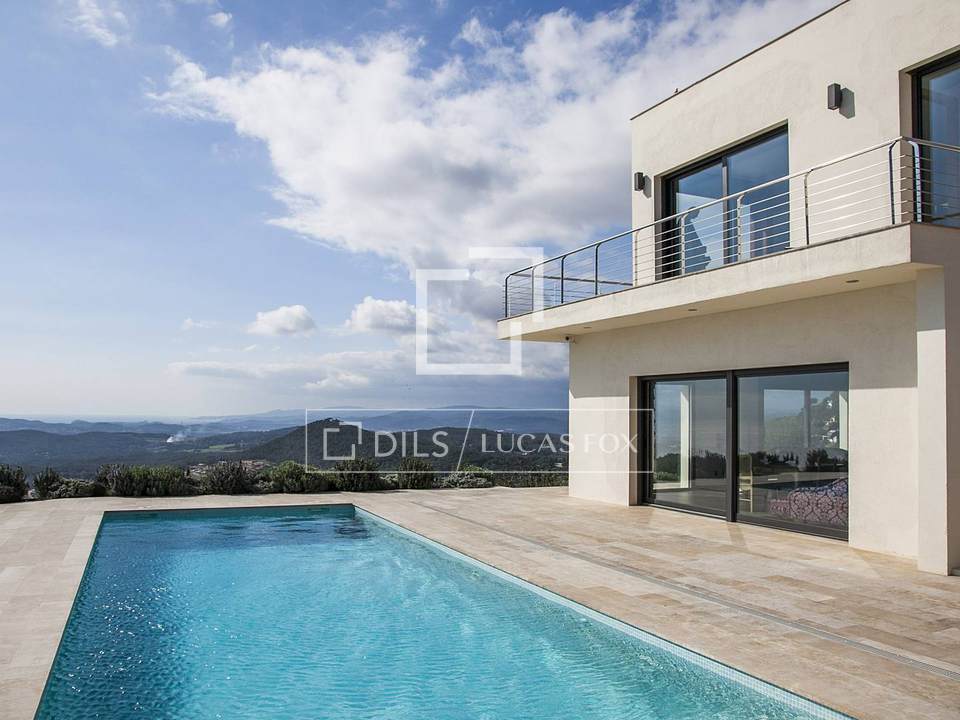 Costa Brava property to buy with exceptional sea views