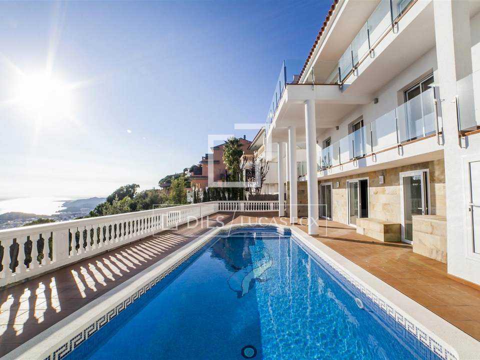 Property for sale in Lloret de Mar, Costa Brava, Spain