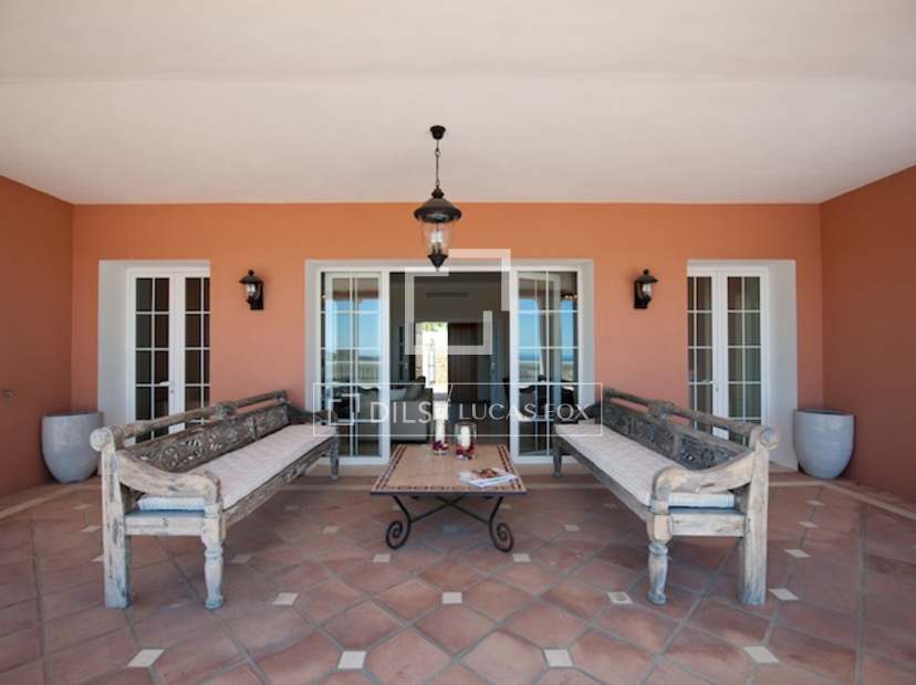 3bedroom villa for sale in; El Capitan, Benahavis, Marbella