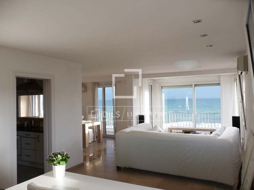 3 bed apartment with beach access for rent in Gavà Mar