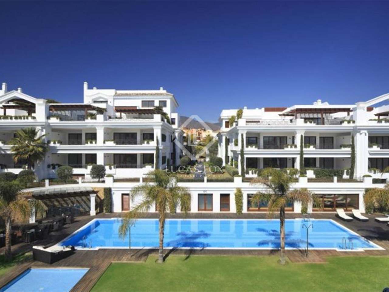 New beachfront apartments for sale in Estepona ready now