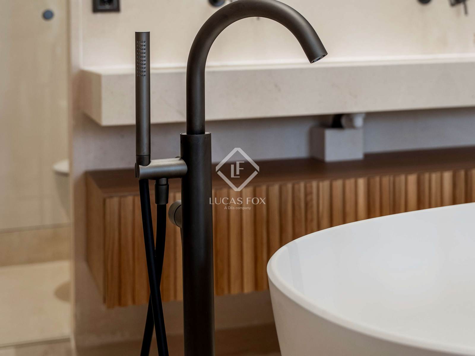 2 Bedrooms Apartment in Nueva Andalucia