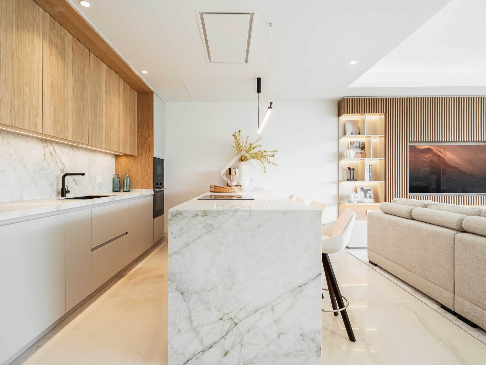 2 Bedrooms Apartment in Nueva Andalucia