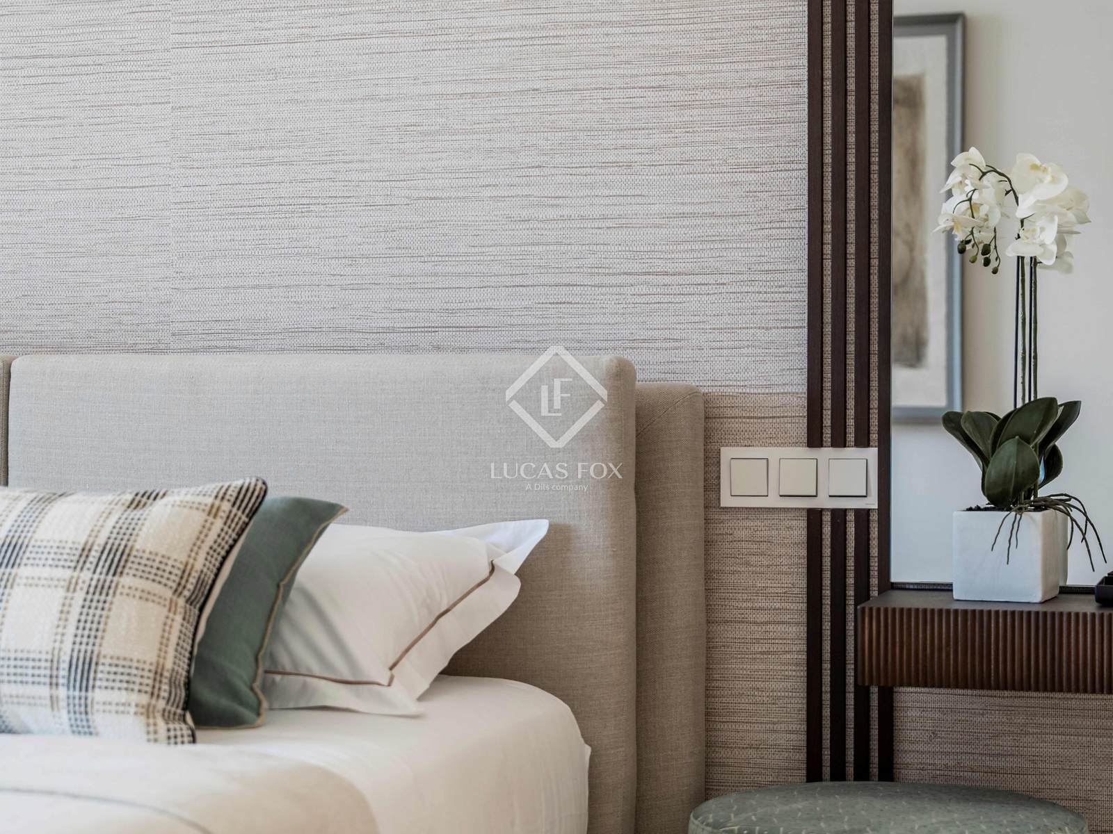 2 Bedrooms Apartment in Nueva Andalucia