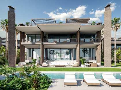 casa / villa di 1,028m² in vendita a Nueva Andalucía