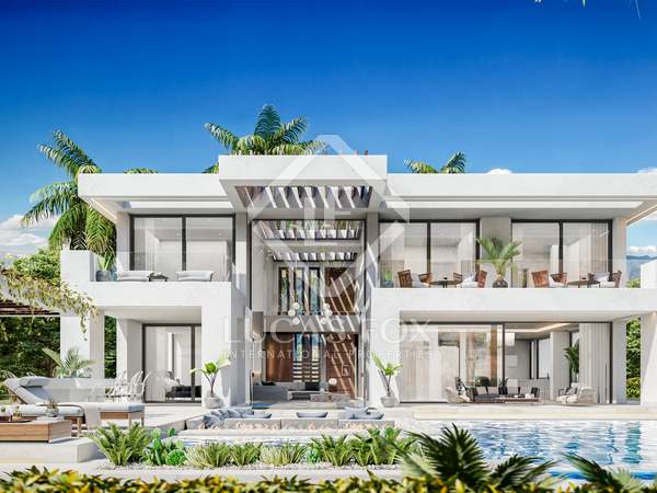 275m² house / villa with 162m² terrace for sale in New Golden Mile