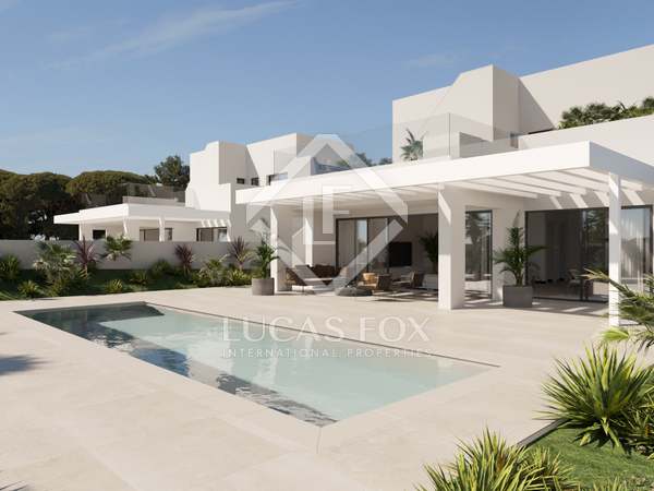 Huis / villa van 356m² te koop met 715m² Tuin in Santa Eulalia