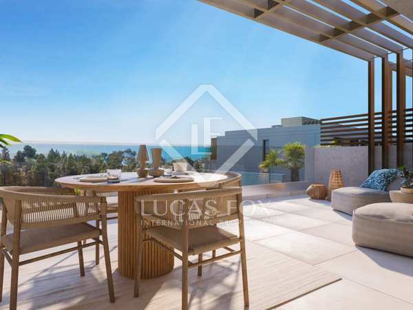 189m² house / villa with 18m² garden for sale in Mijas