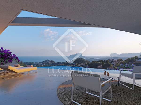 312m² house / villa with 83m² garden for sale in Jávea