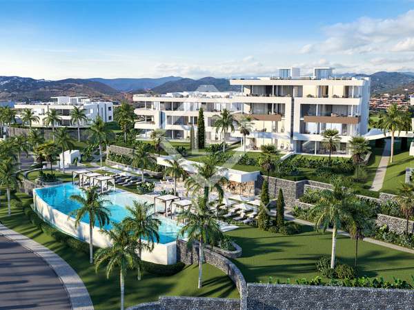 137m² apartment with 60m² terrace for sale in East Marbella