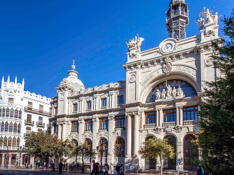 Viviendas en venta y en alquiler en Ciutat Vella -LucasFox