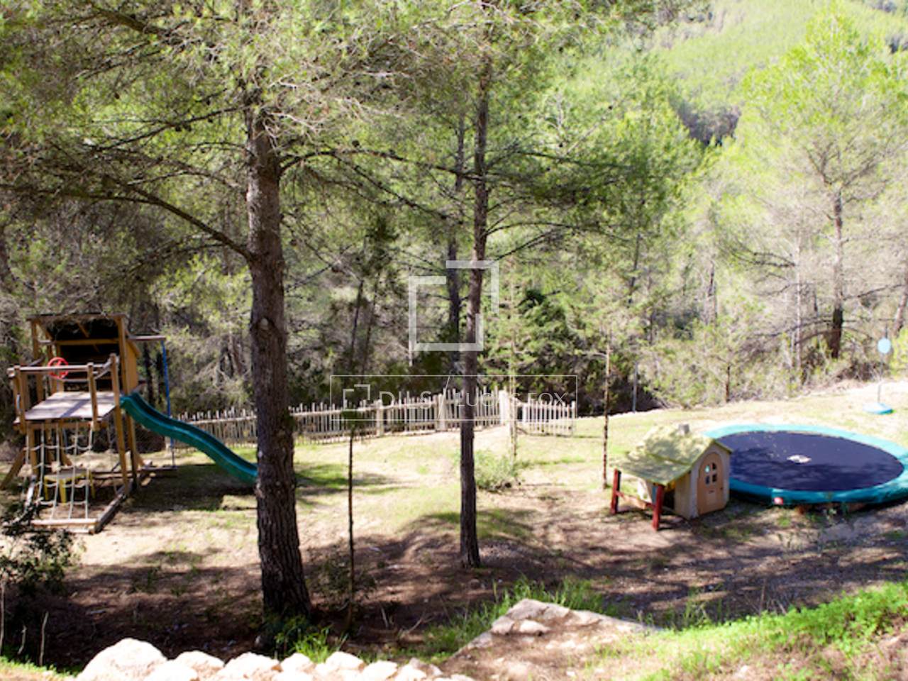 Country house for sale near Santa Gertrudis,