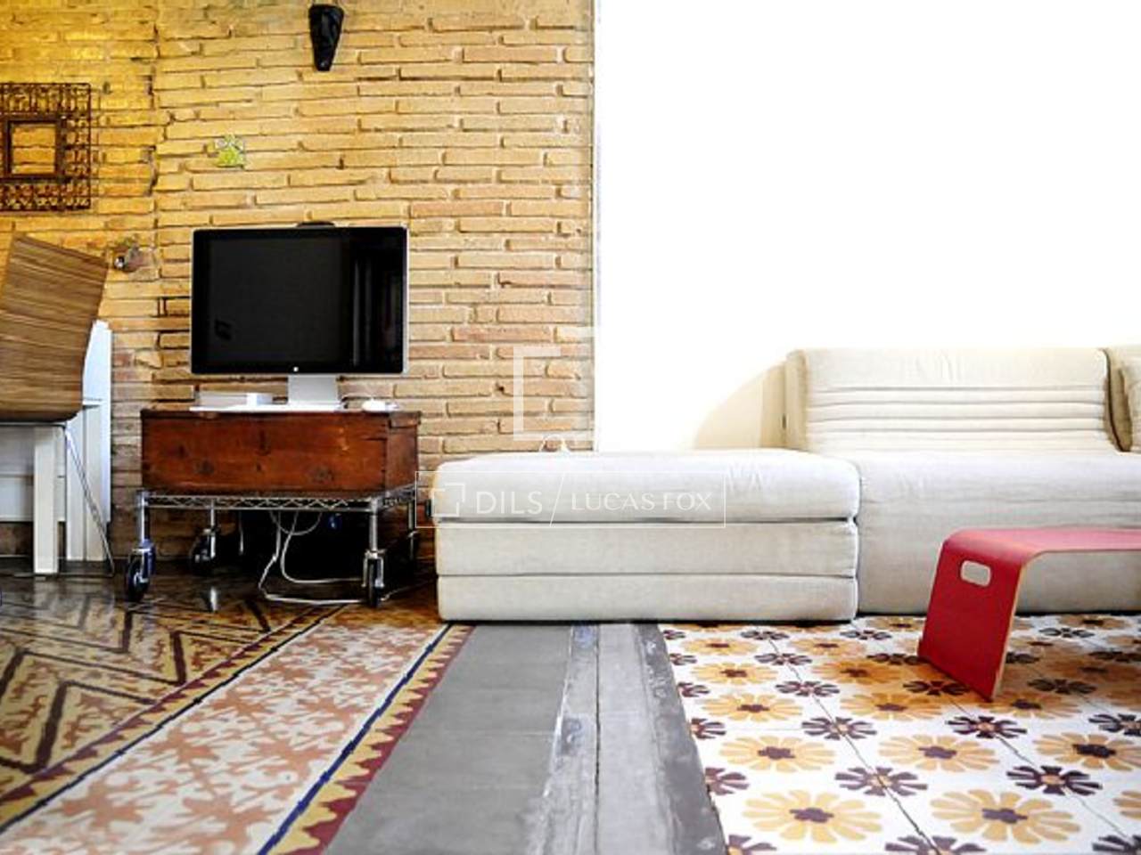 Ático de dos dormitorios en venta en Ciutat Vella, Barcelona