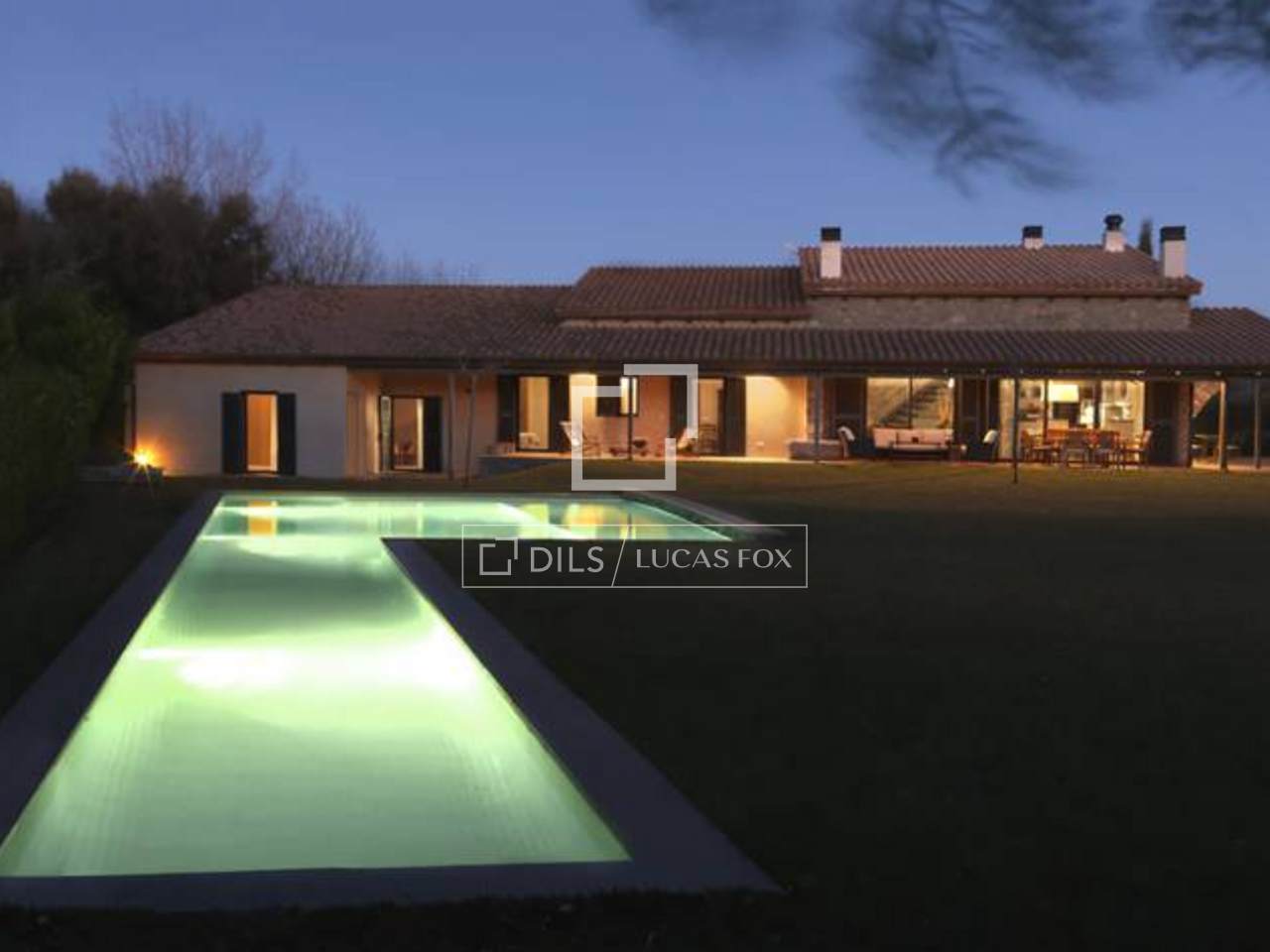 Beautiful new Girona country house to buy