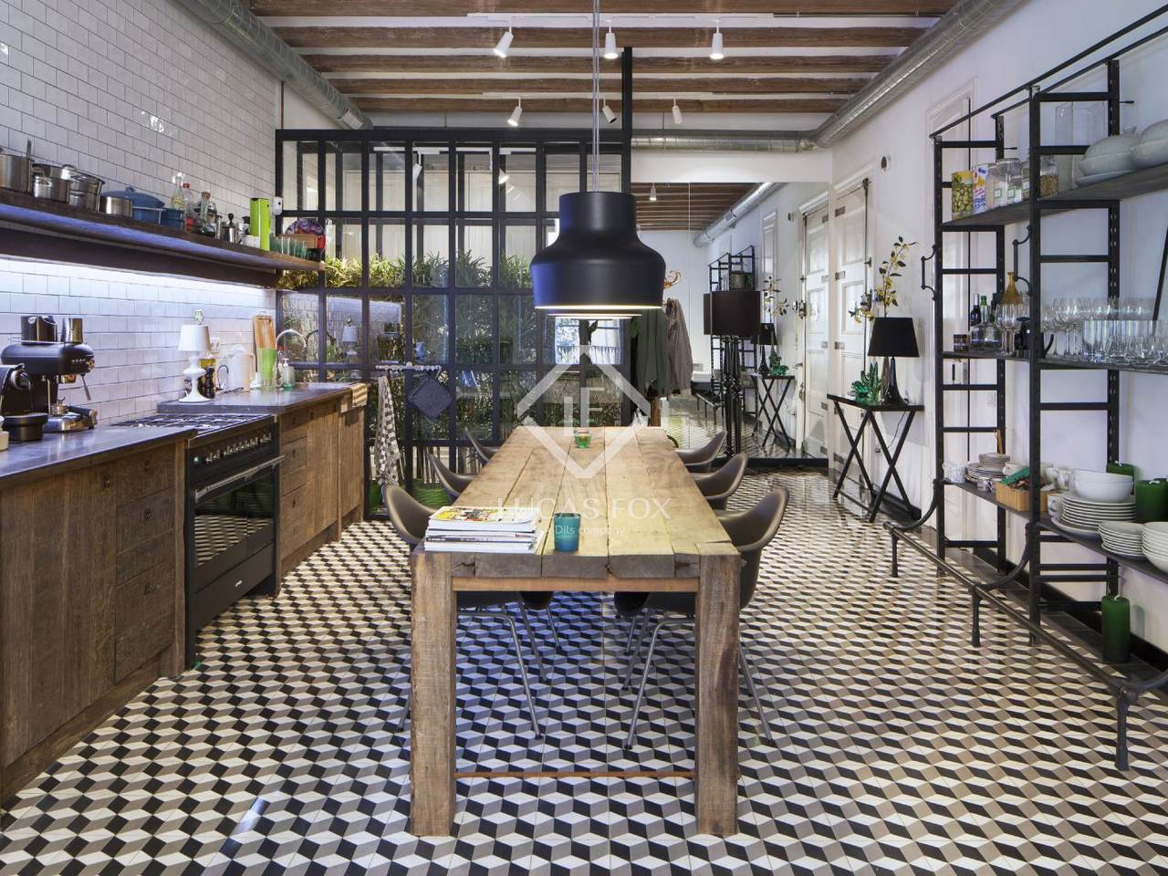 Spacious 2bedroom apartment for sale in el Born, Barcelona