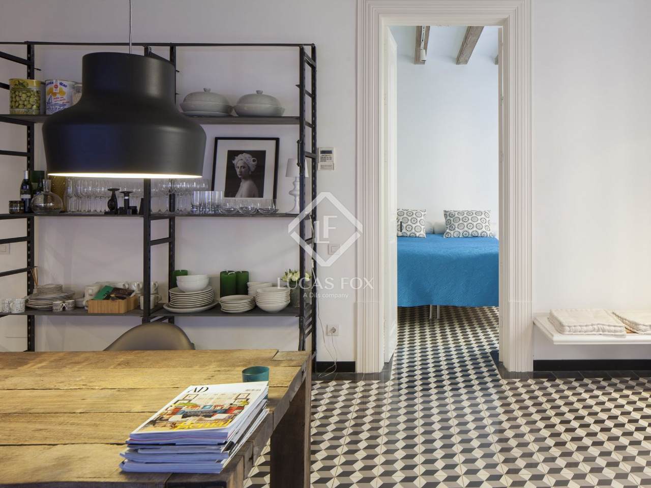 Spacious 2bedroom apartment for sale in el Born, Barcelona