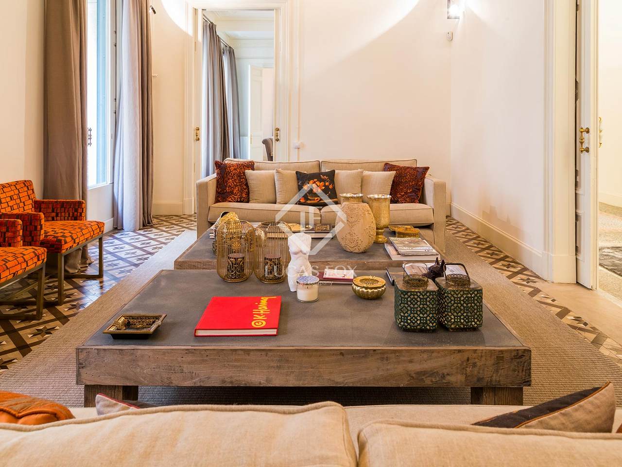 Stunning apartment for sale in Barcelona Old Town