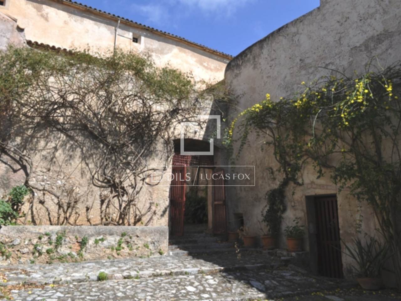 5bedroom town house for sale in Artà NorthEast Mallorca