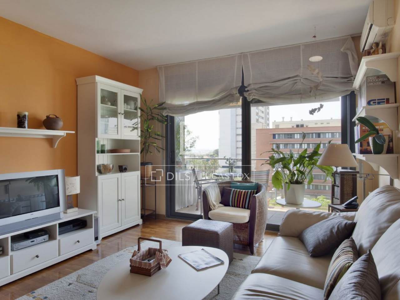 Buy an apartment overlooking the sea in Diagonal Mar, Barcelona