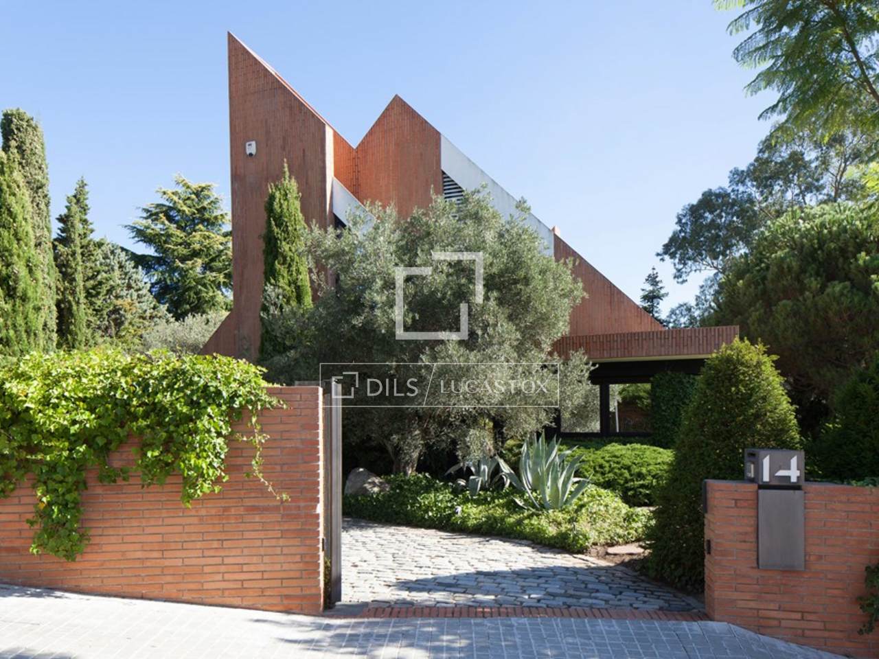 Unique 3bedroom house for sale in Alella, Maresme