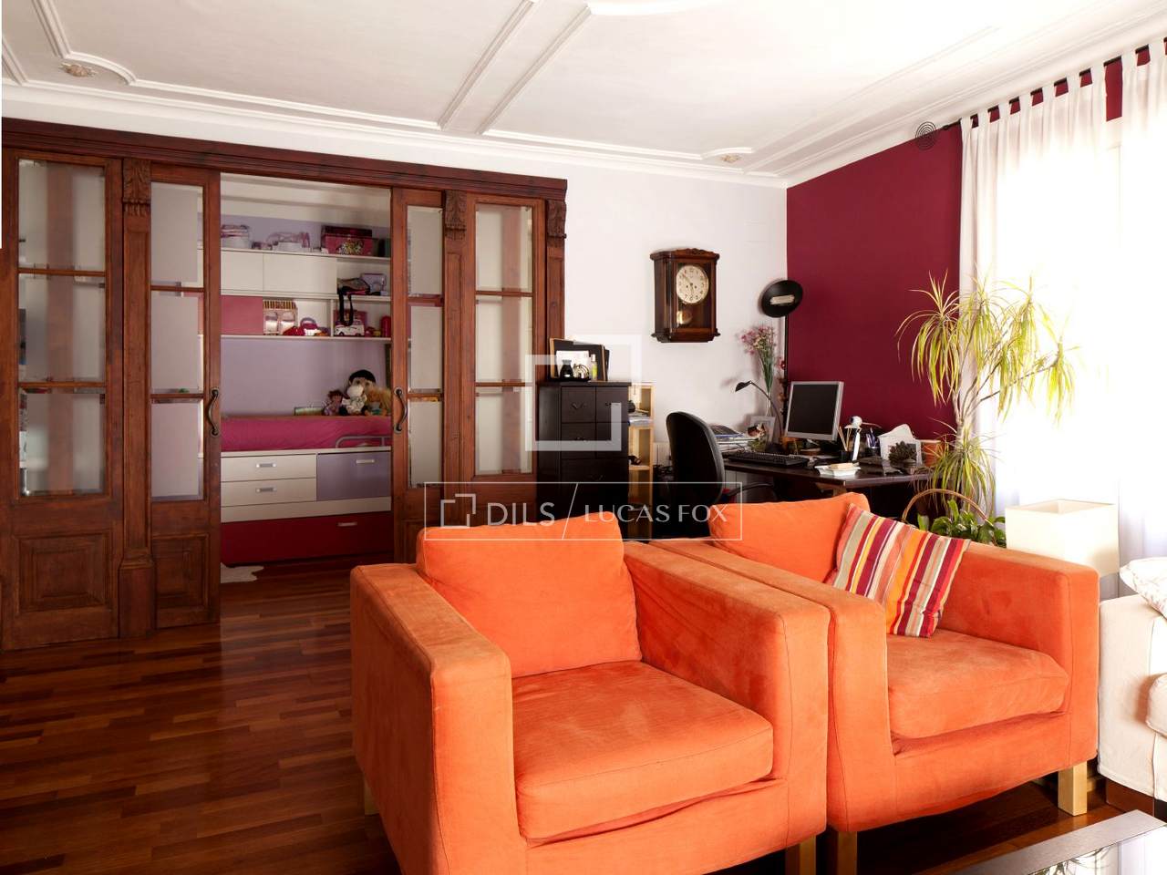 Renovated apartment for sale in the Borne Barcelona Old Town