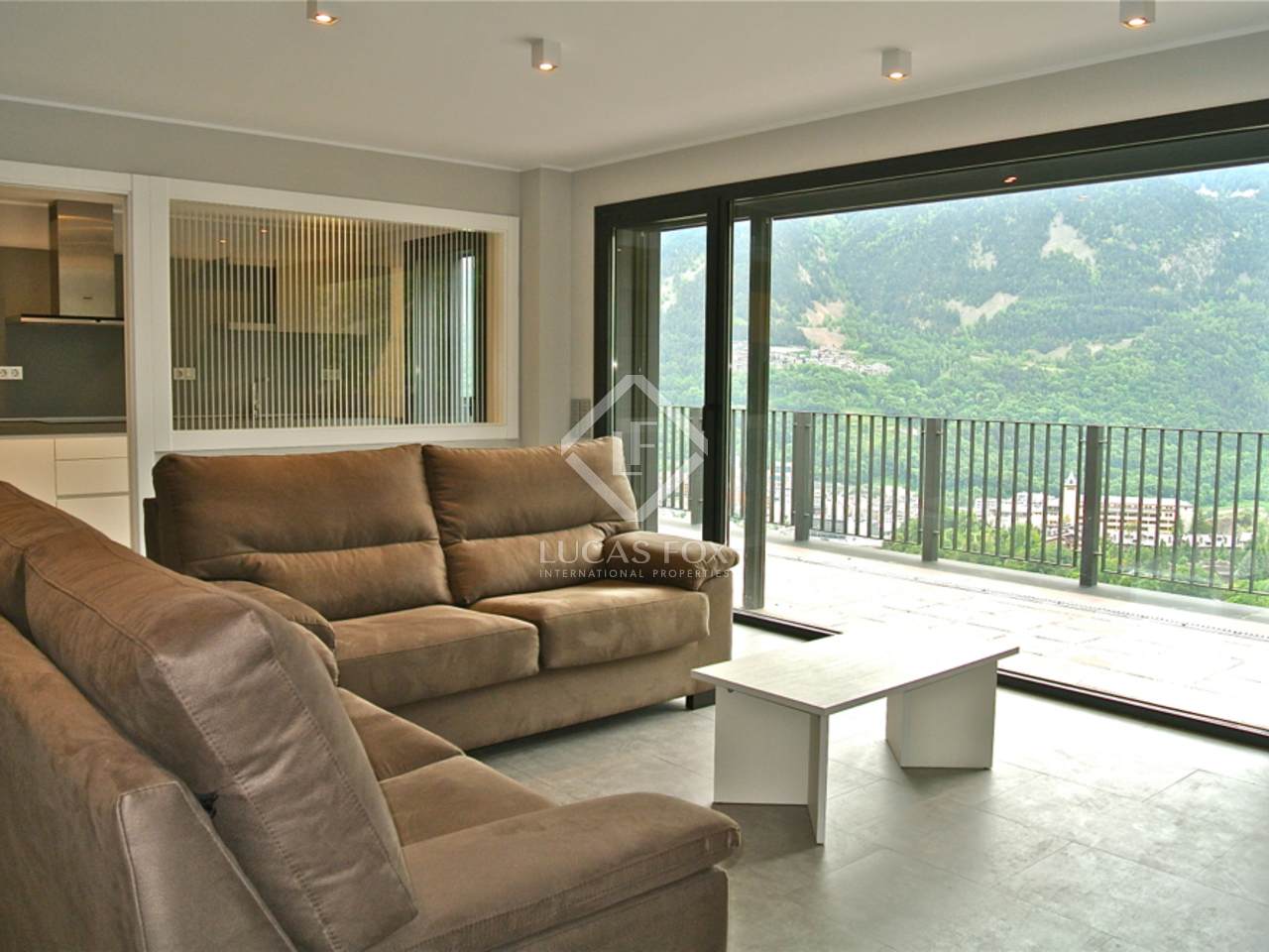 Appartement van 190m² te koop met 42m² terras in Andorra la Vella Appartement van 190m² te koop met 42m² terras in Andorra la Vella