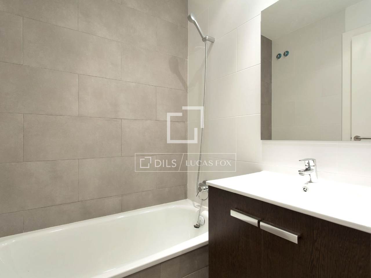 Newly renovated apartment for sale in Gracia, Barcelona