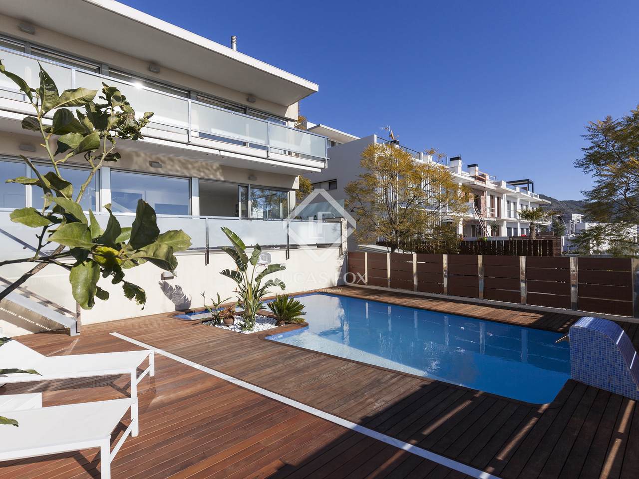 Villa de 450 m² en venta en sitges Villa moderna con piscina