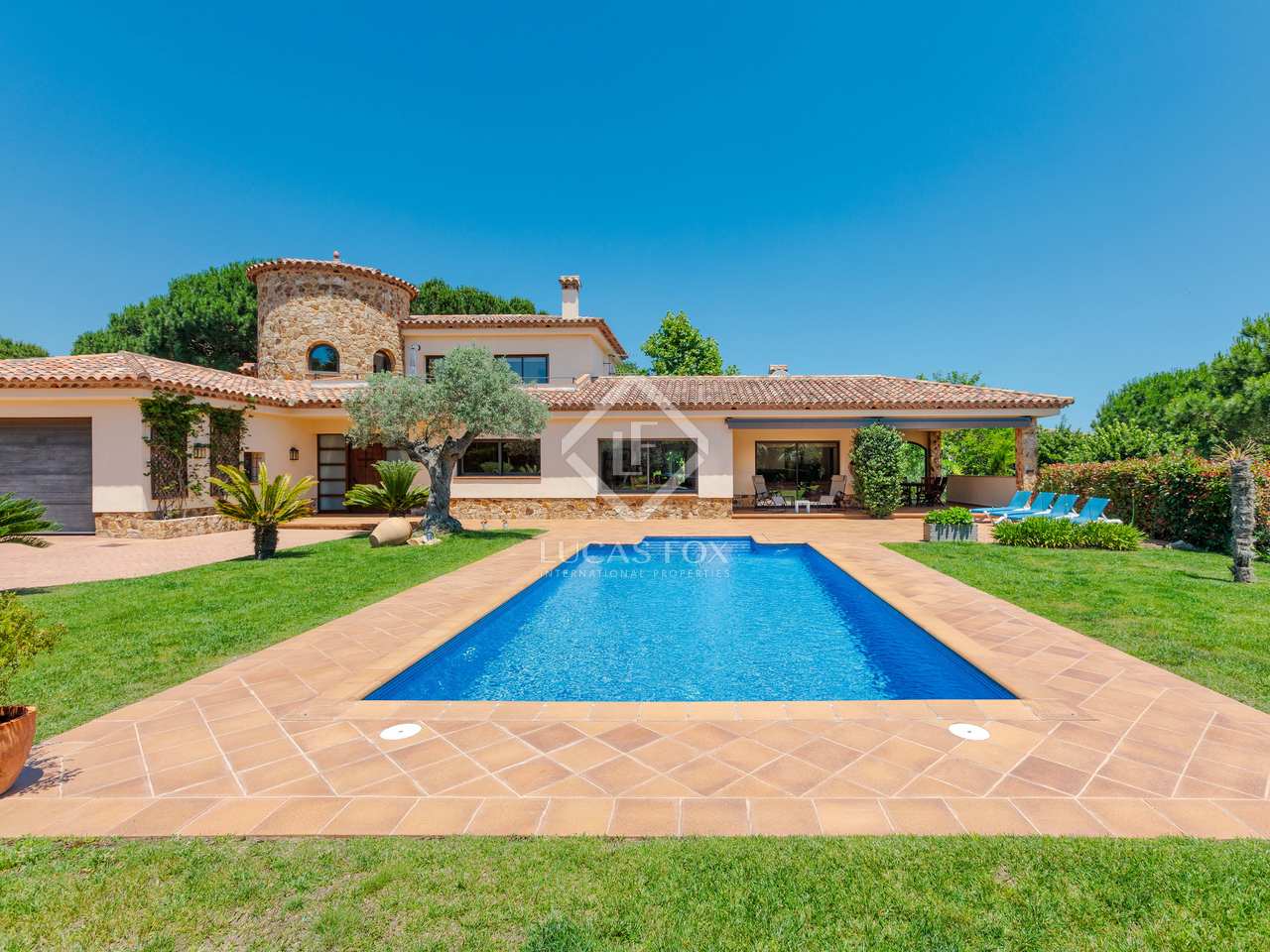 364m Villa For Sale In Playa De Aro Costa Brava