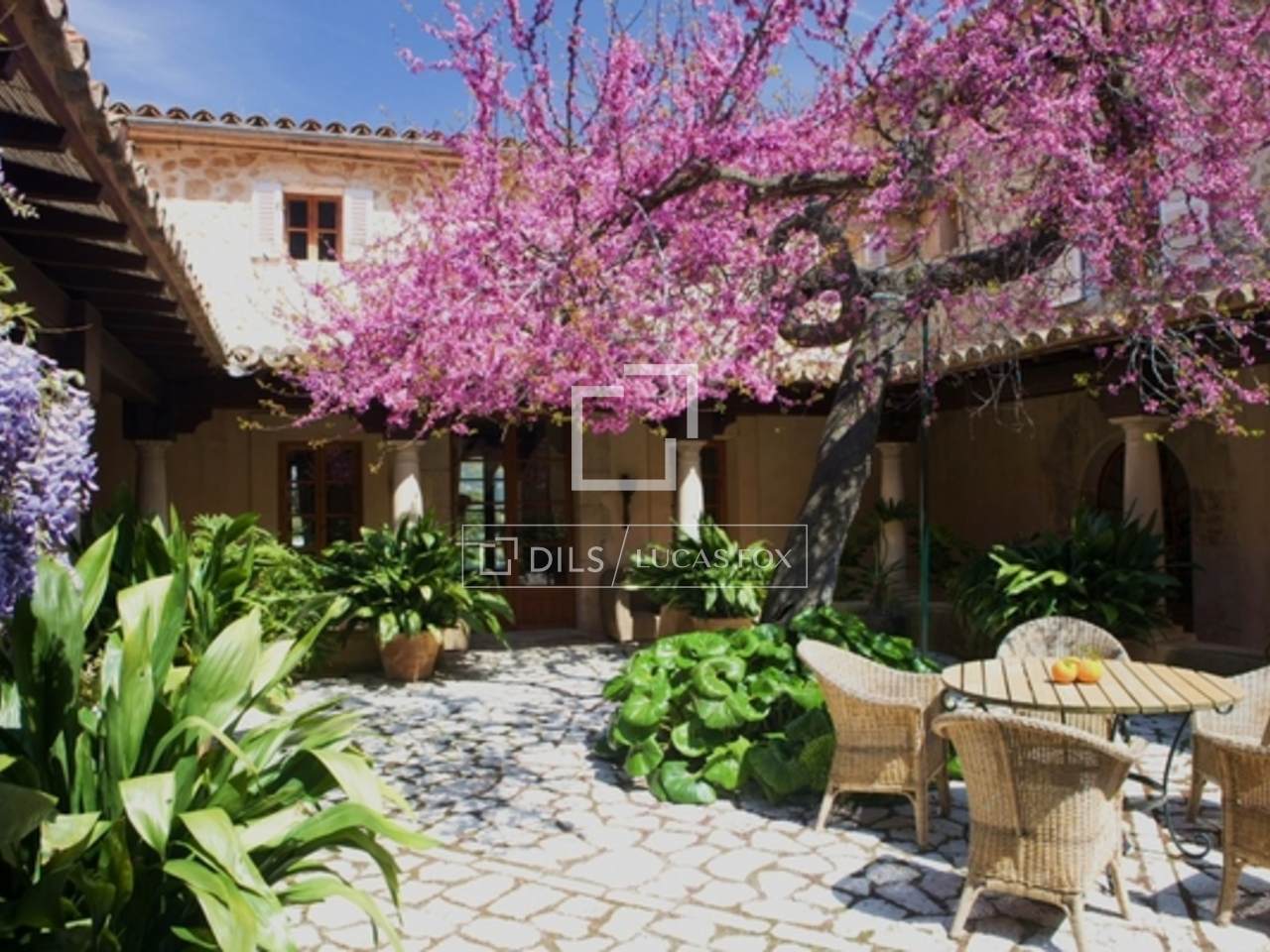 Casa rural de lujo en venta cerca de Palma de Mallorca.