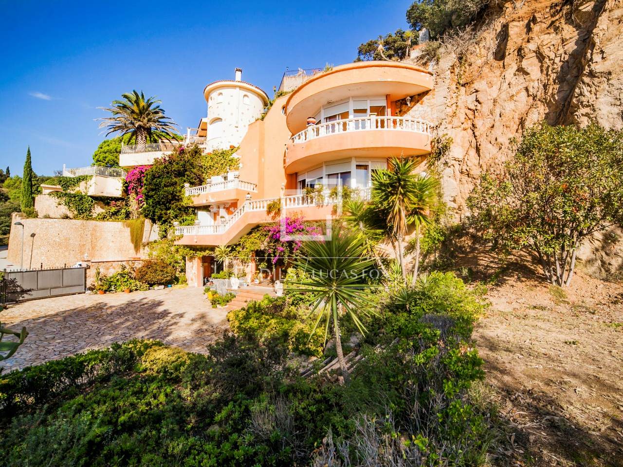 Villa en bord de mer de la Costa Brava à vendre à Lloret de Mar