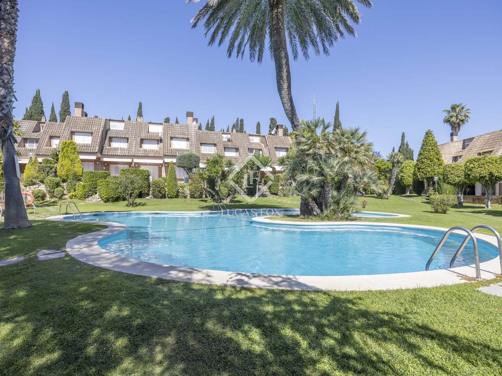 House / Villa for sale