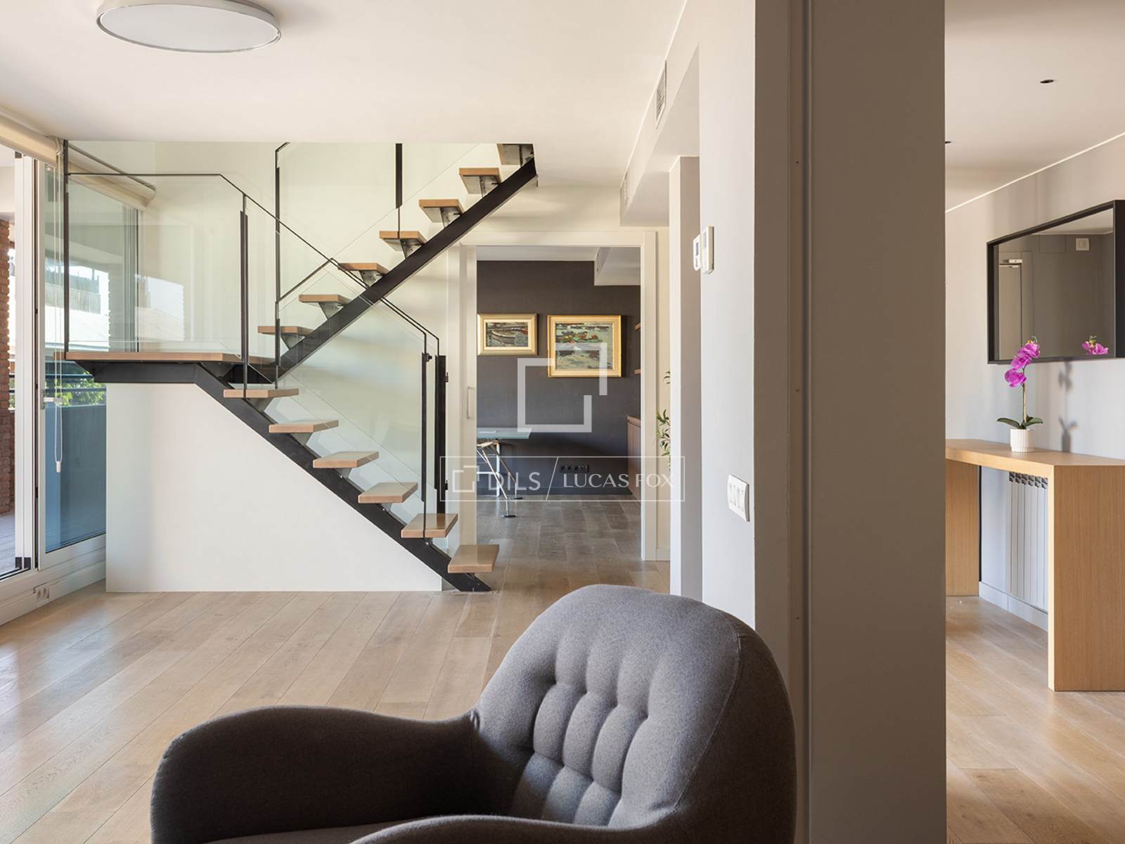 4 Bedrooms Apartment in Raset