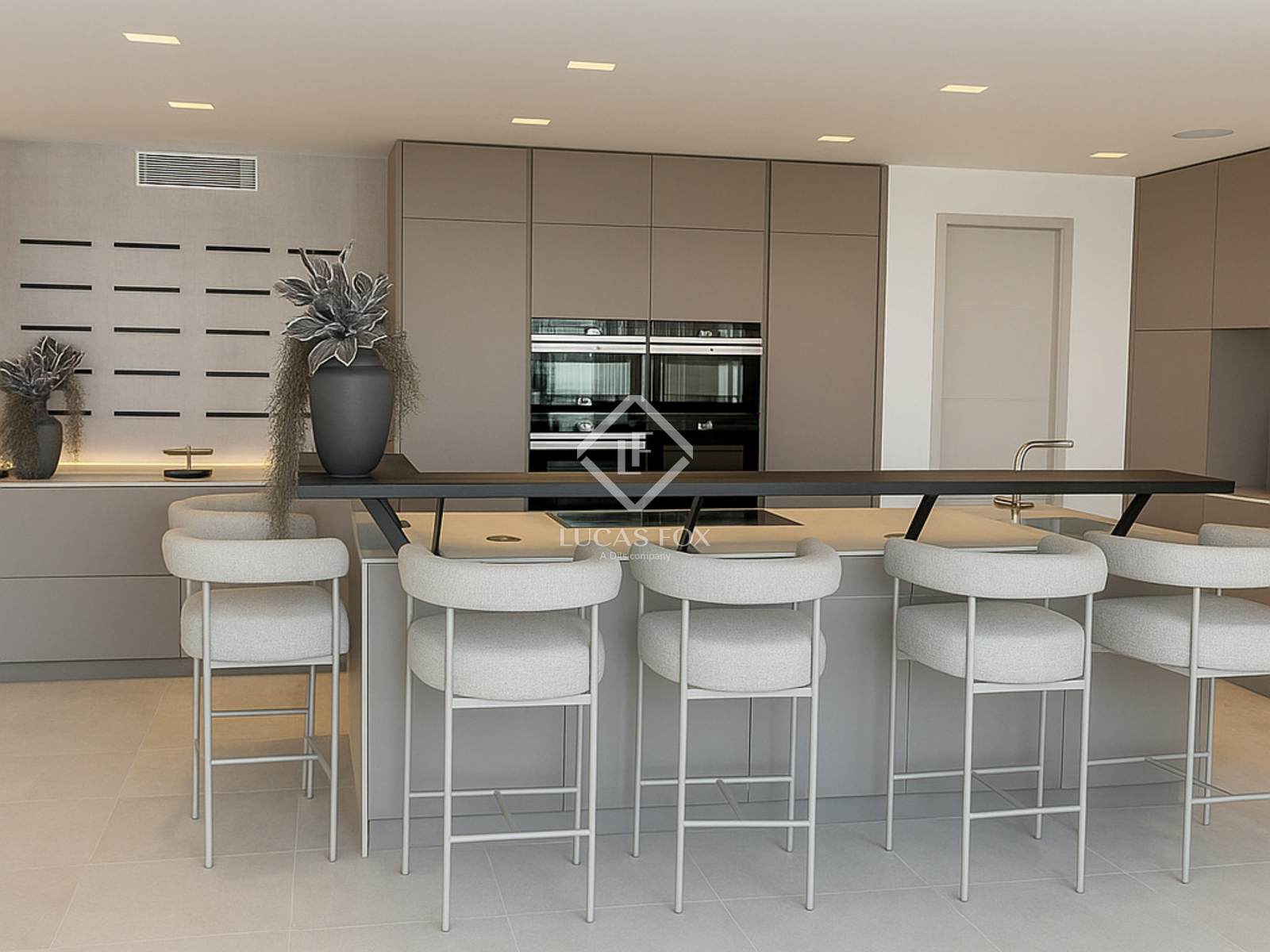 5 Bedrooms House / Villa in Carrer dels Germans Pinzon