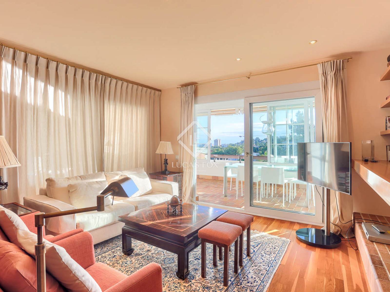 3 Bedrooms Apartment in carrer des barranc