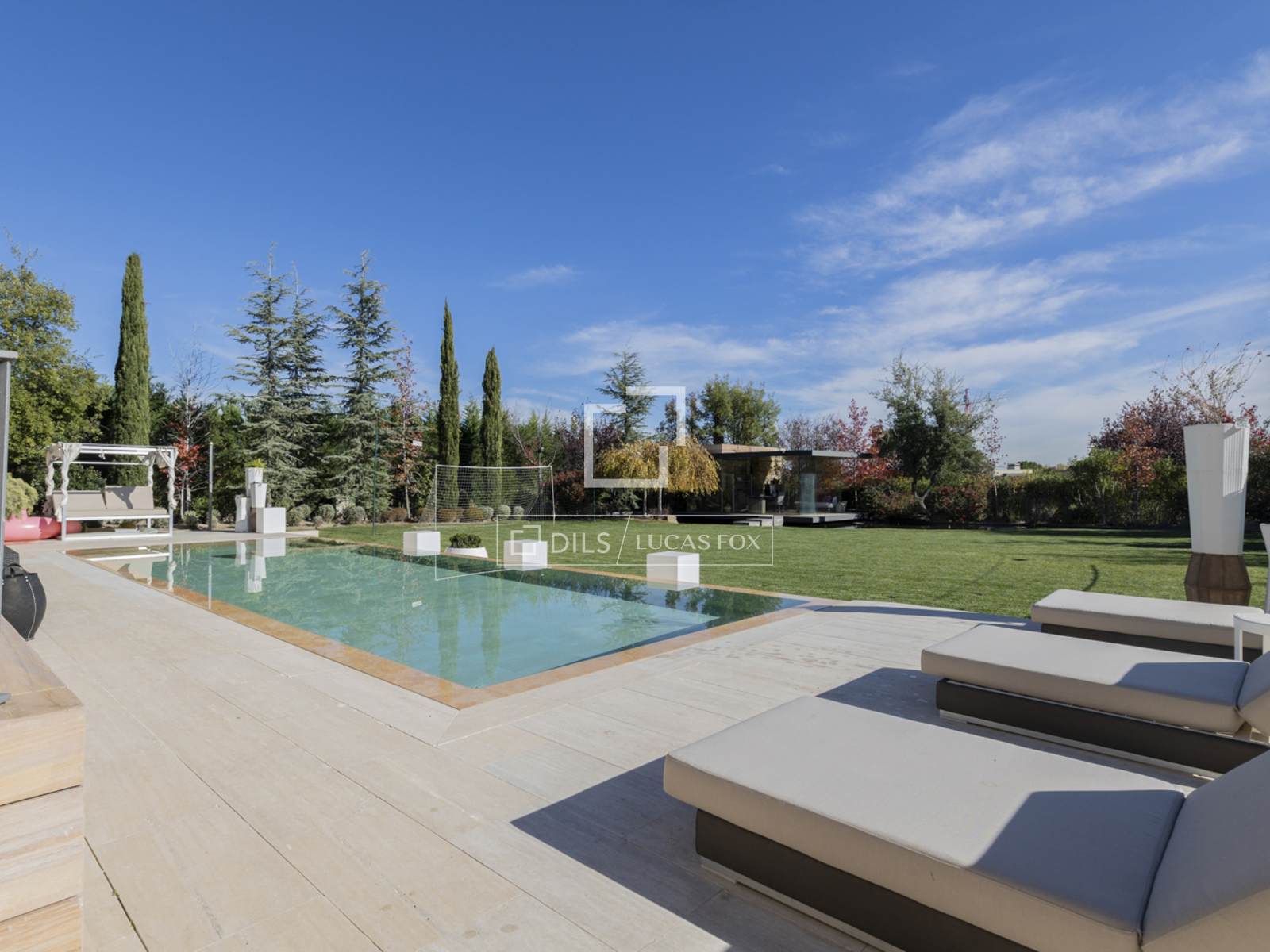 House / Villa for sale