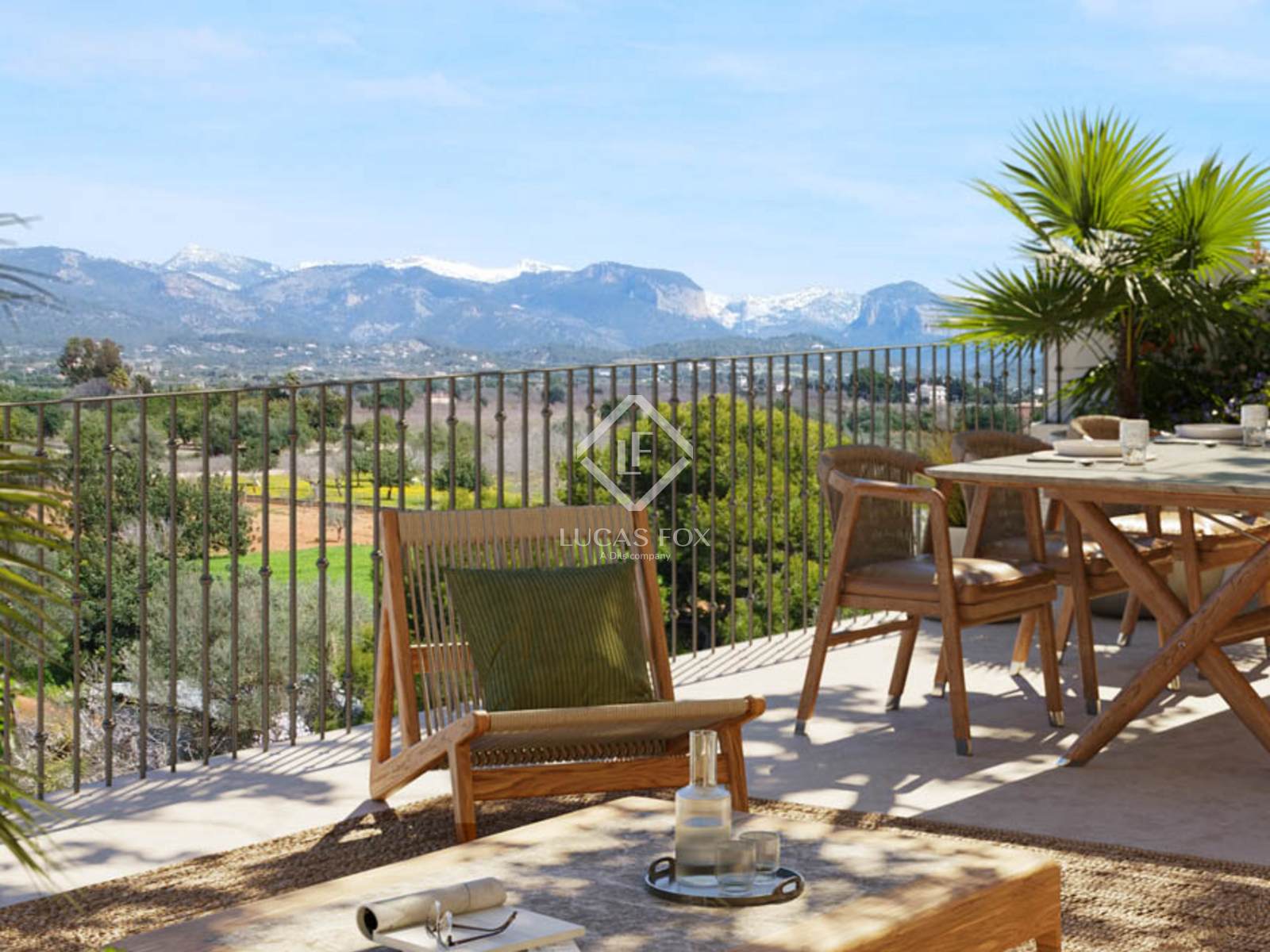 4 Bedrooms House / Villa in carrer baronia de terrades