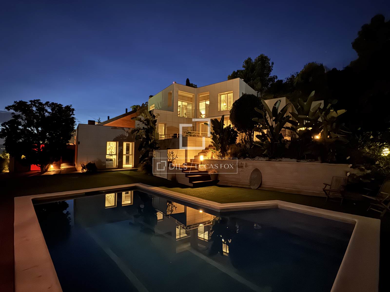 House / Villa for sale