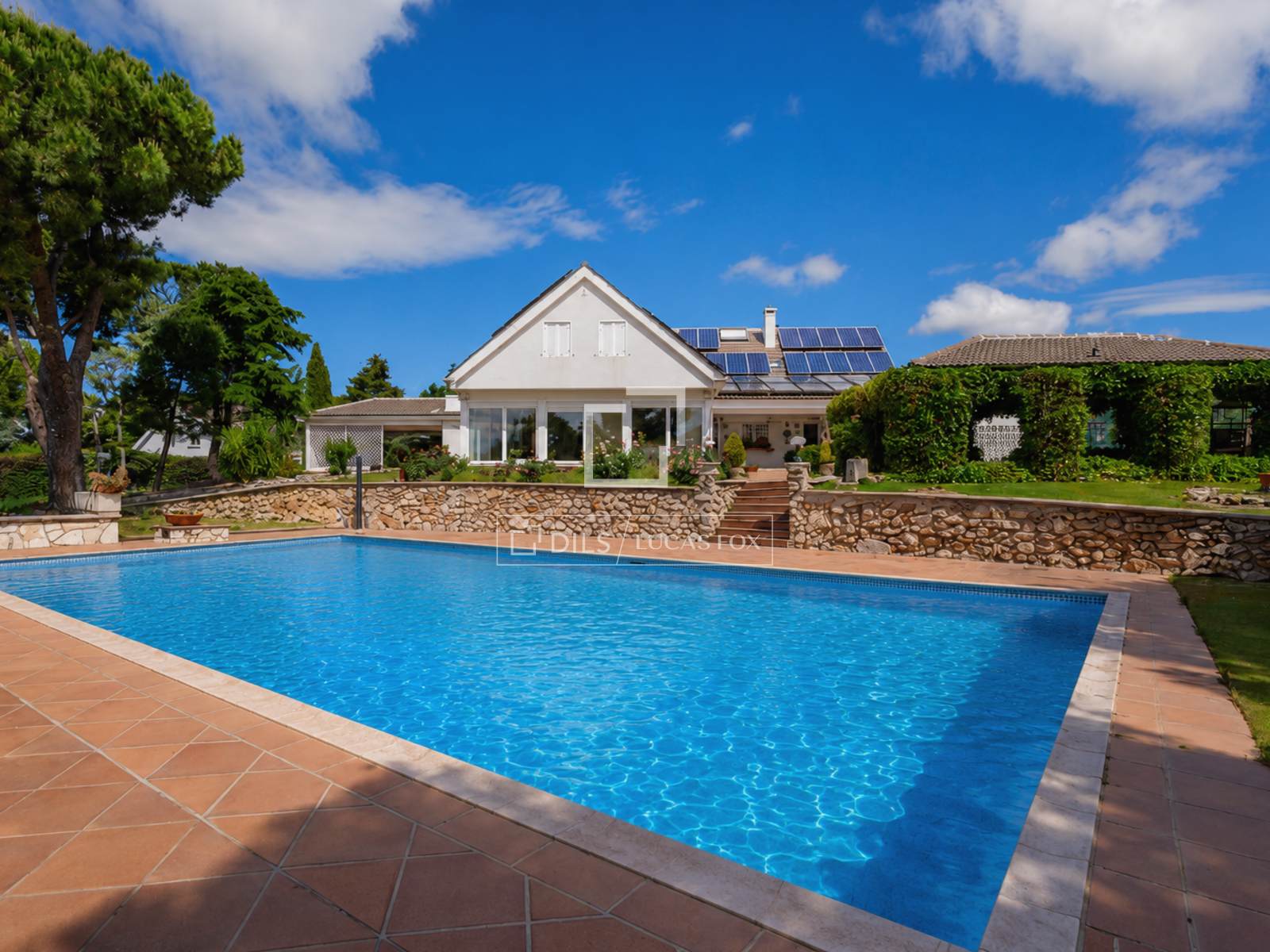 House / Villa for sale