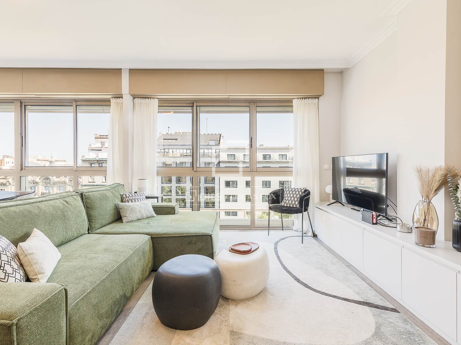 Takvåning till salu