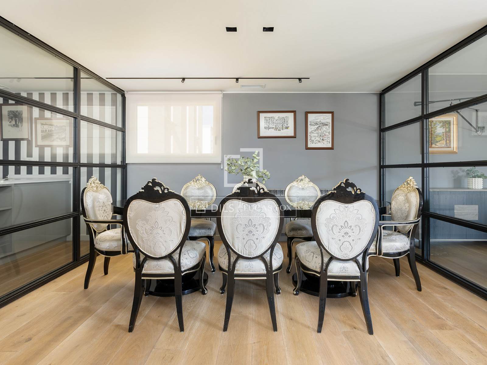 4 Bedrooms Apartment in Raset