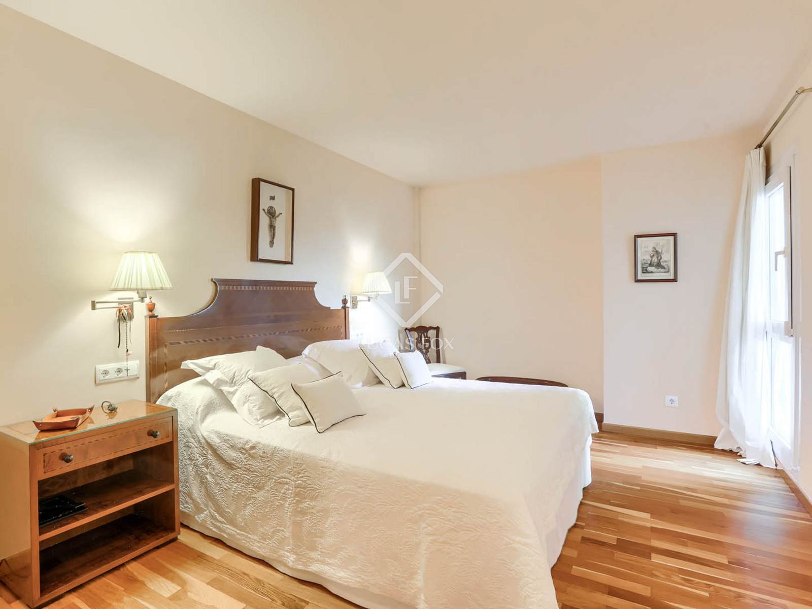 3 Bedrooms Apartment in carrer des barranc