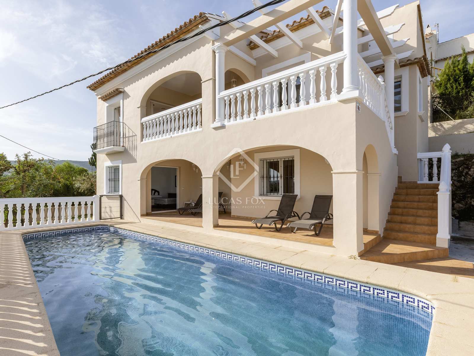 Дом / вилла 196m² на продажу в Jávea, Costa Blanca