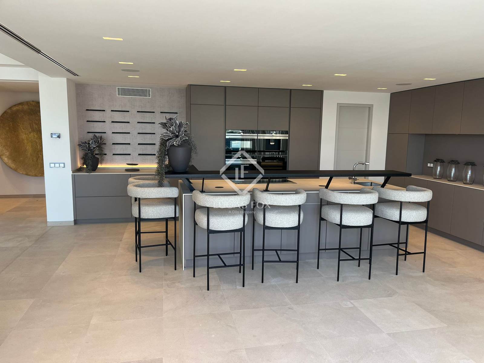 5 Bedrooms House / Villa in Carrer dels Germans Pinzon