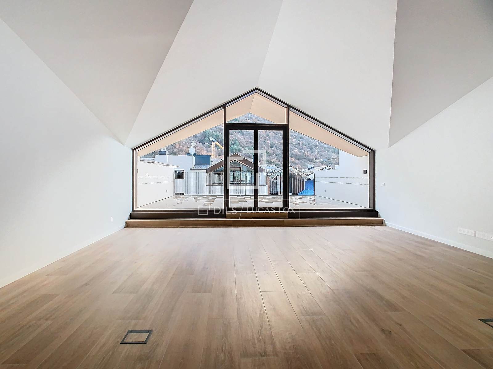 Dachgeschosswohnung zu mieten