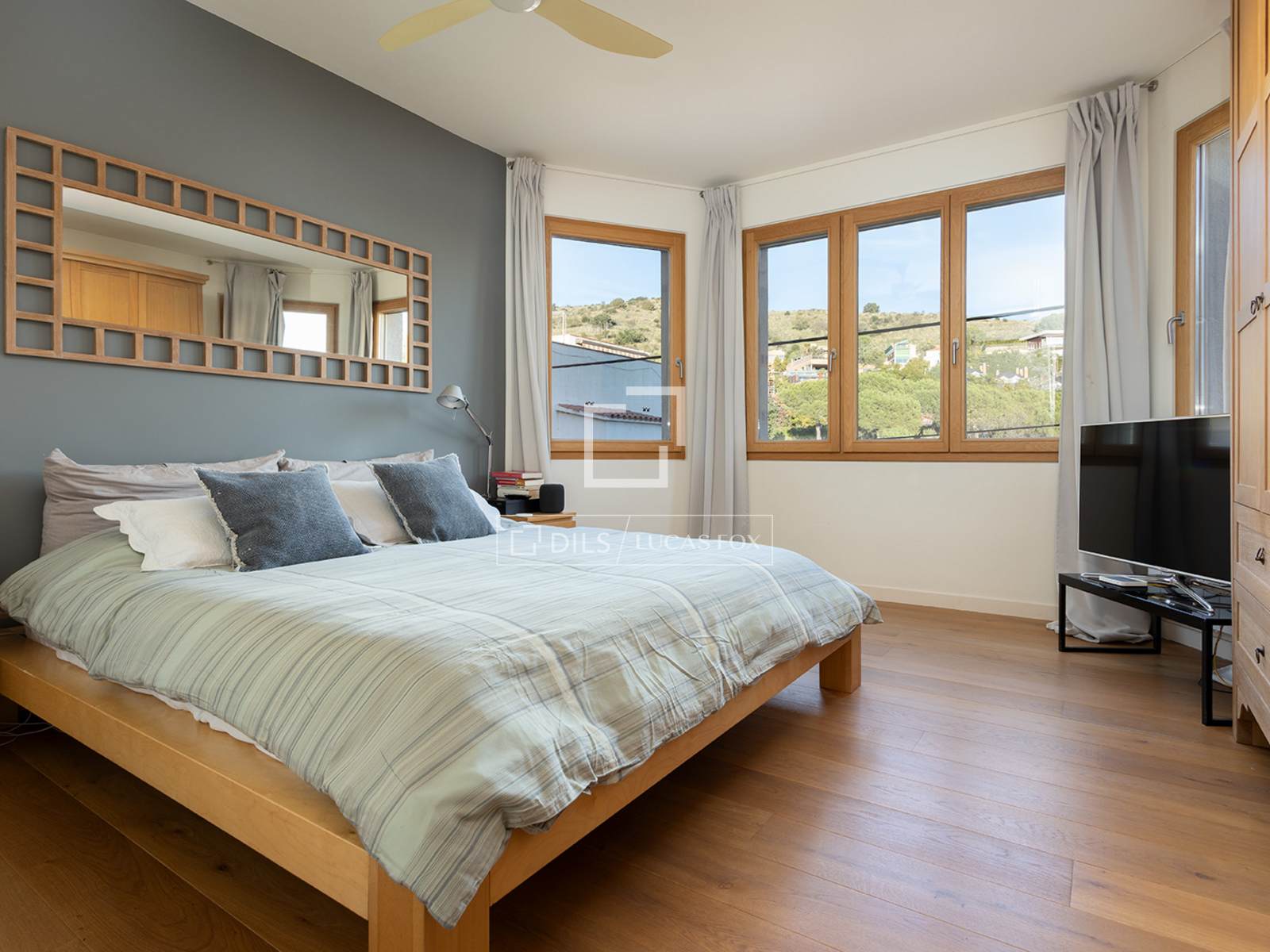 4 Bedrooms House / Villa in Circumval·lació