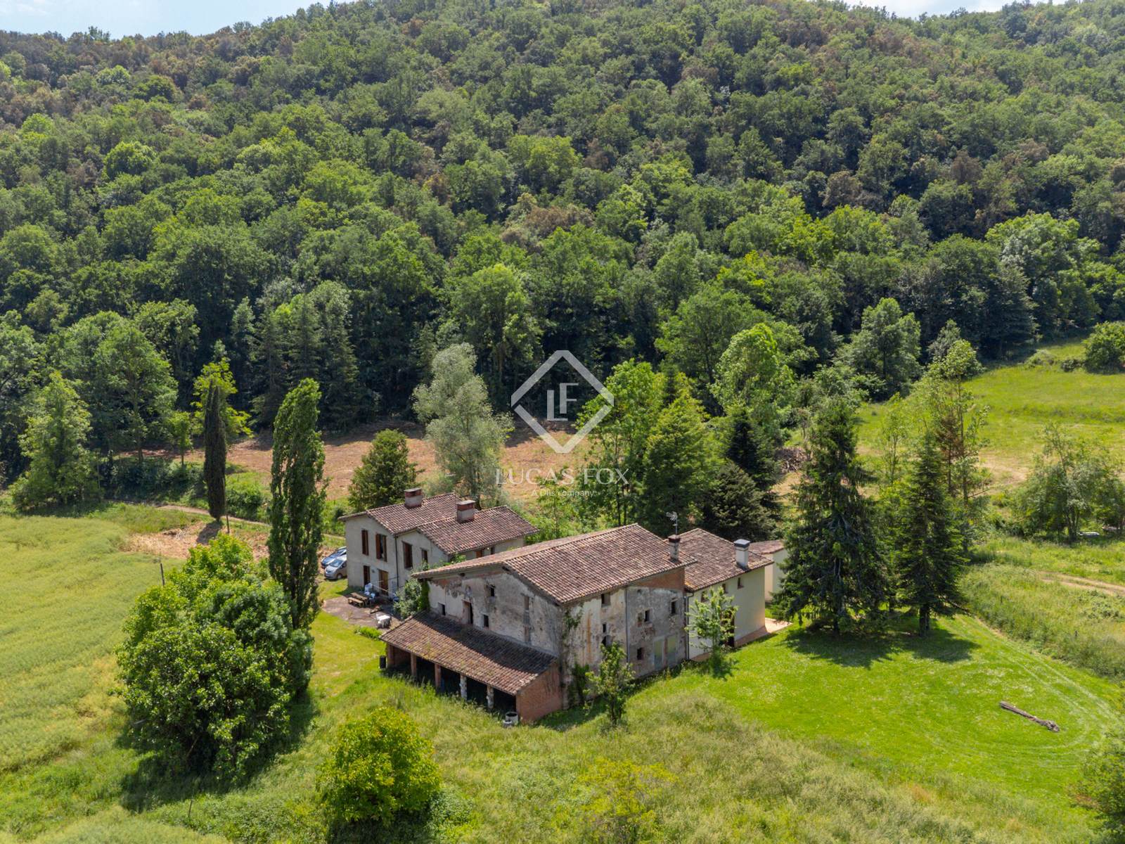 Country house for sale