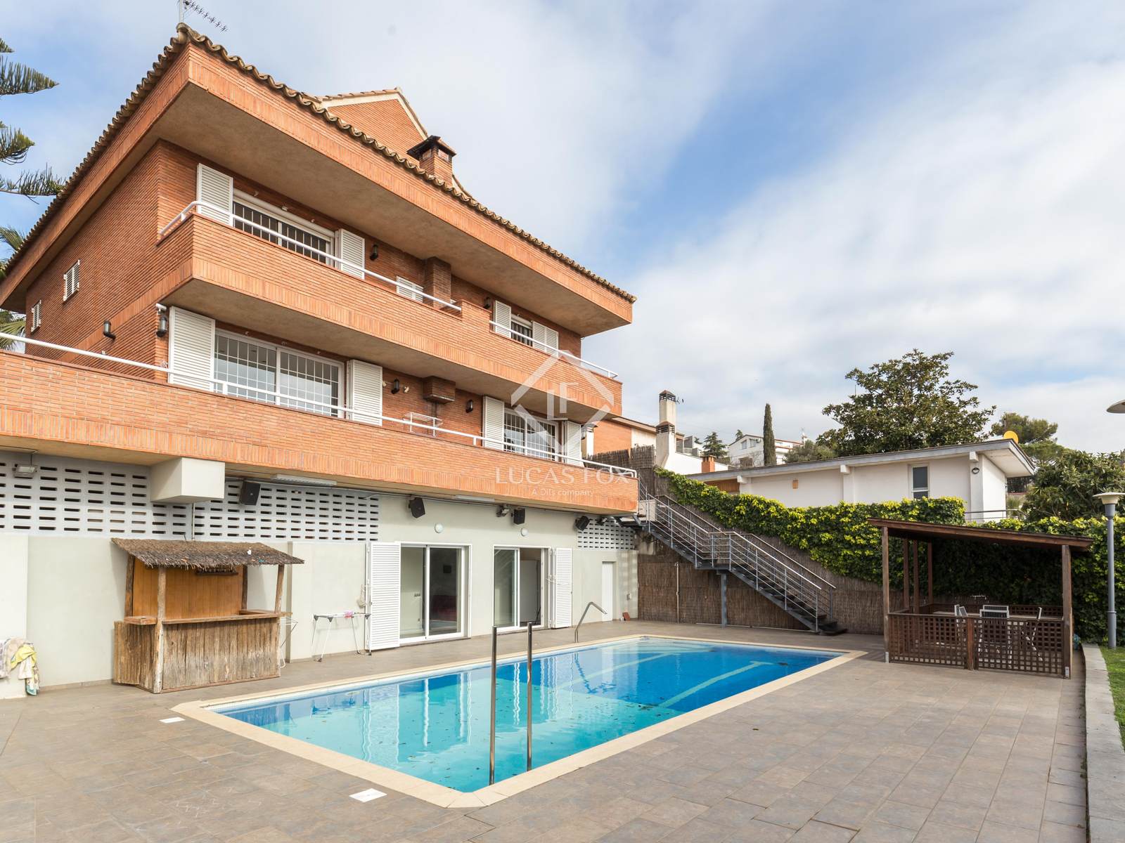 House / Villa for sale